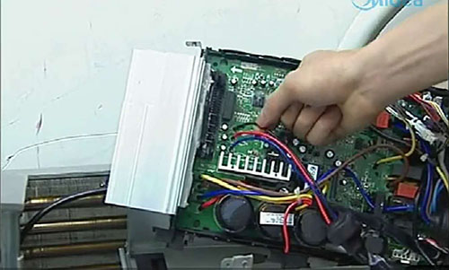 关岭美的空调电话是多少